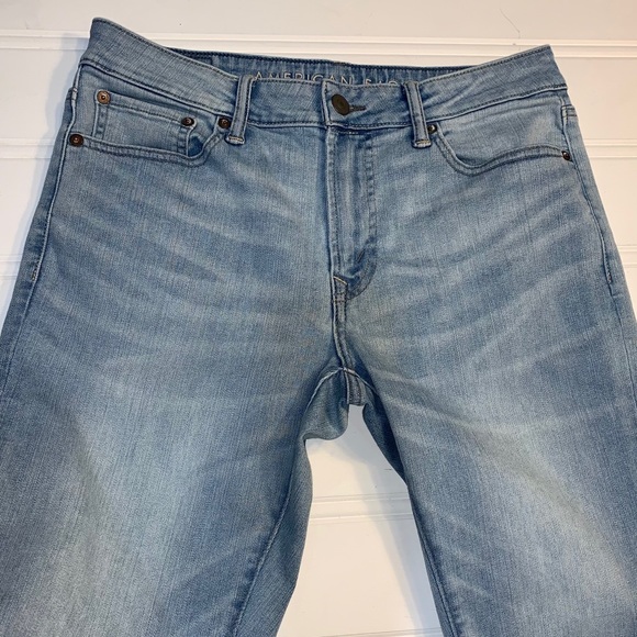 AE Jeans - Picture 2 of 11